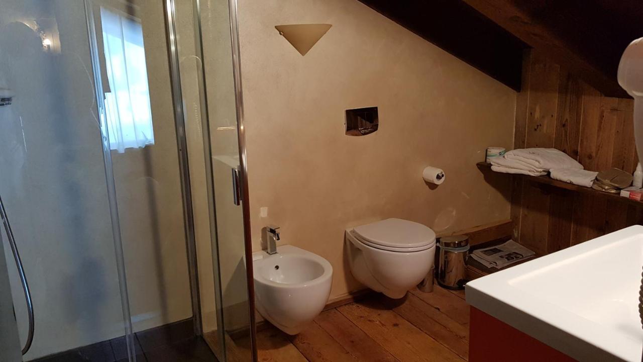 Relais Du Chateau Blanc La Thuile Kültér fotó
